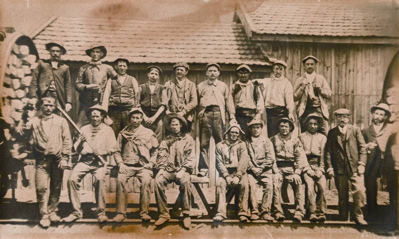 Fotografía de antiguos trabajadores de Impregna
