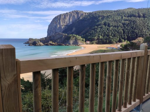 Adecuación del entorno en la playa de Laga (Bizkaia)