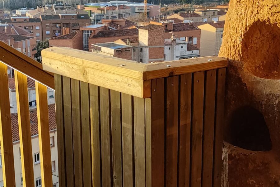 Detalle Barandilla. Cuevas Arnedo